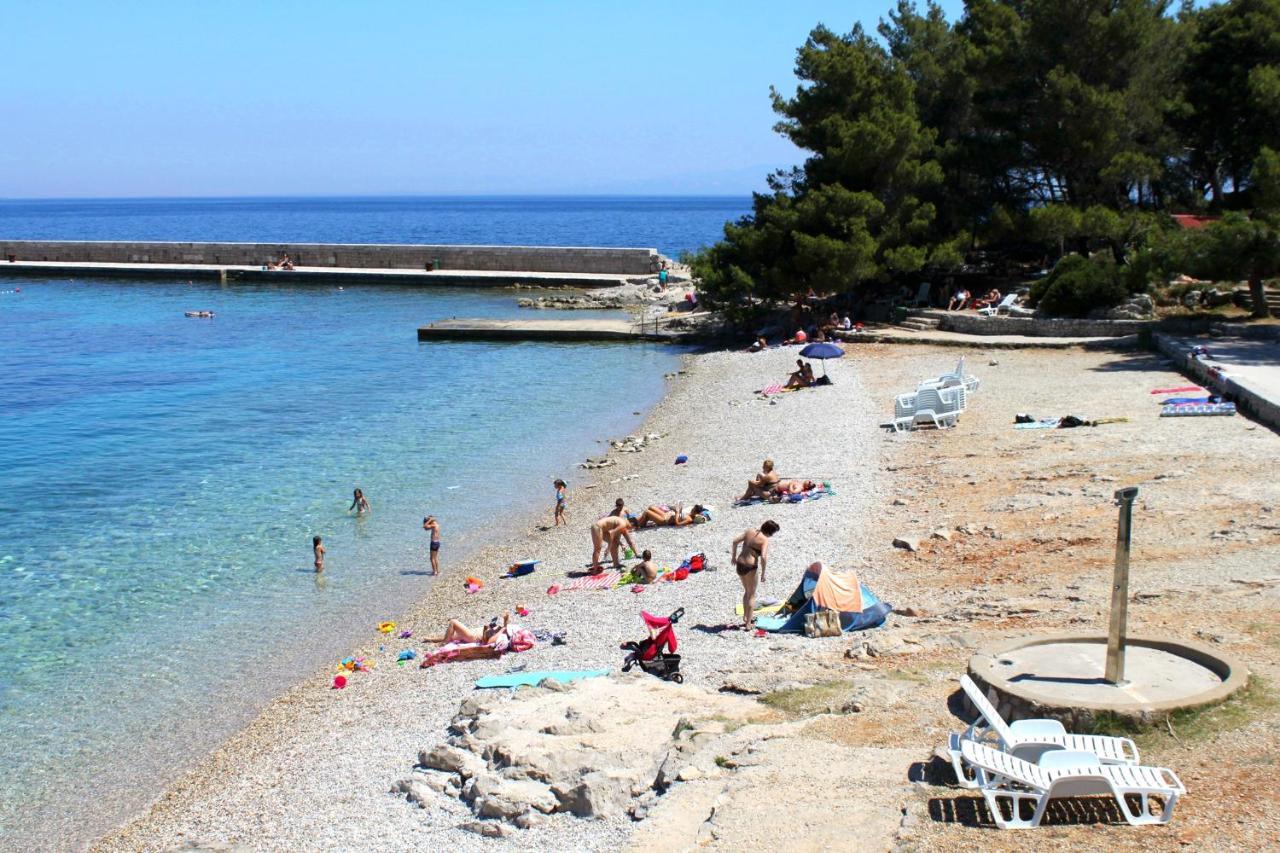 Apartments By The Sea Veli Losinj, Losinj - 8031 Esterno foto